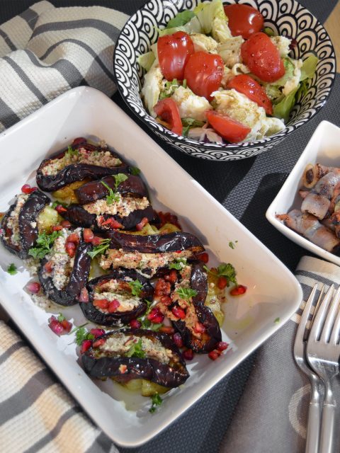 Aubergine mit Granatapfel