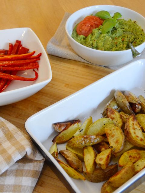 Ofengemüse mit Zucchinidip