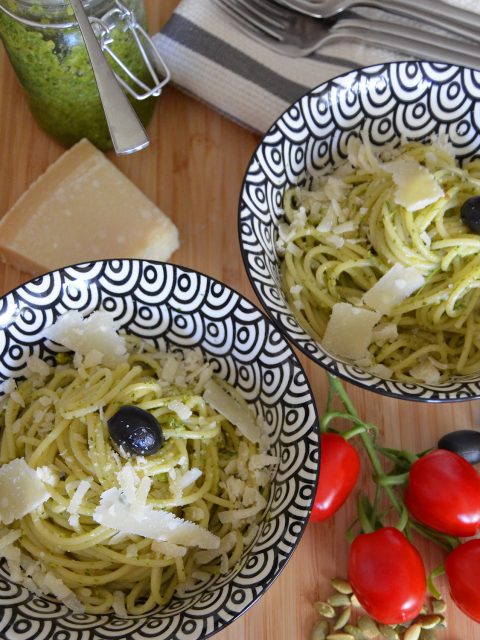 Spaghetti mit Pesto