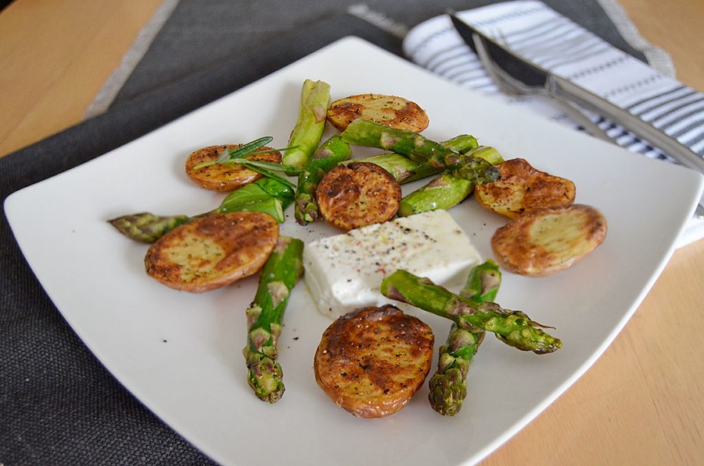 Ofenkartoffeln mit Spargel und Ziegenkäse