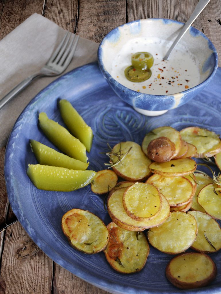 Back-Kartoffeln mit Knoblauch-Dip