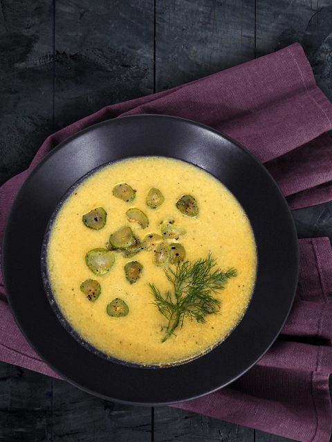 Fenchelsuppe mit Curry