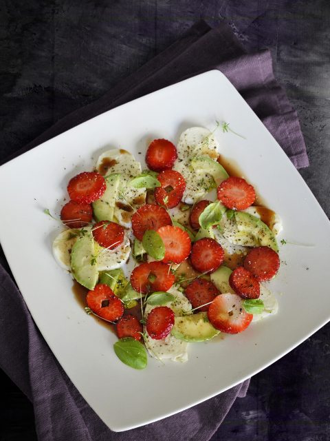 Erdbeer-Avocado-Salat