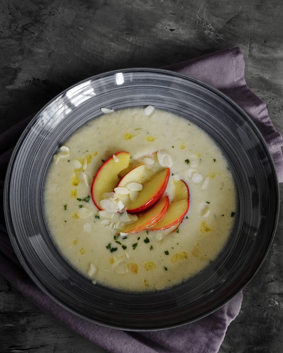 Apfel-Sellerie-Suppe