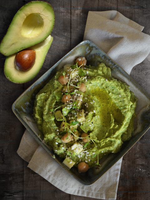 Avocado-Spinat-Hummus