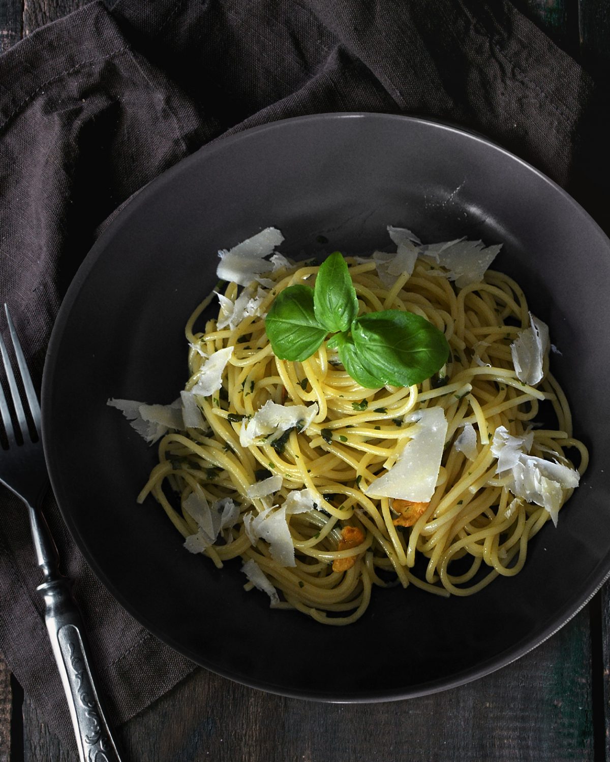 Spagheti aglio olio