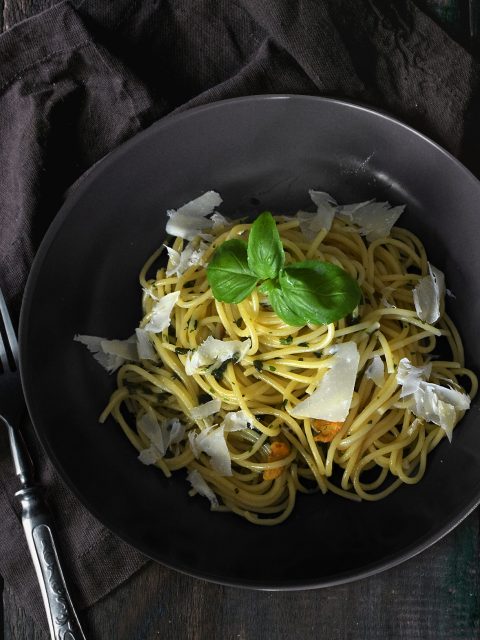 Spagheti aglio olio