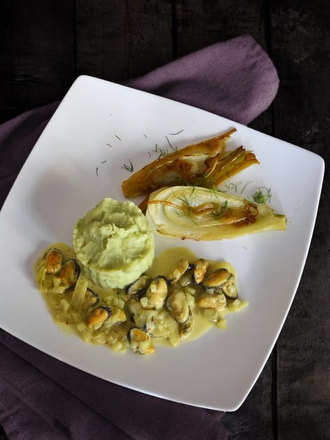 Muschelragout mit Fenchel und Avocado-Kartoffel-Stampf