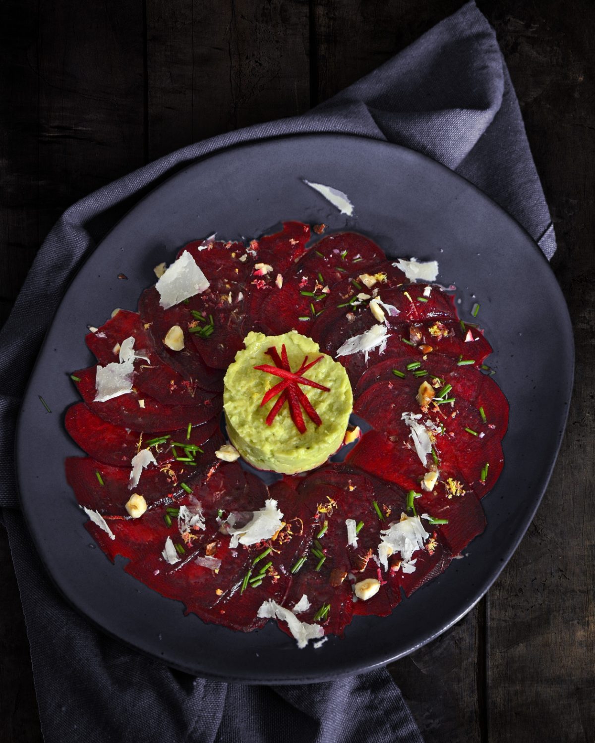 Rote Bete Carpaccio mit Guacamole