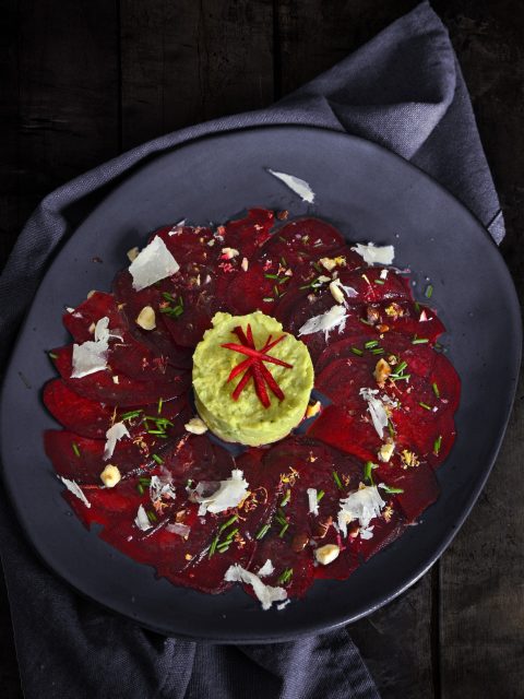 Rote Bete Carpaccio mit Guacamole