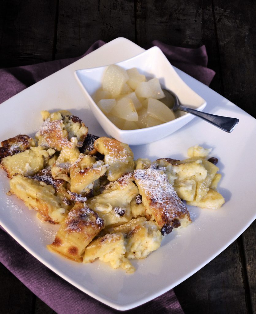 Kaiserschmarrn mit Birnenkompott