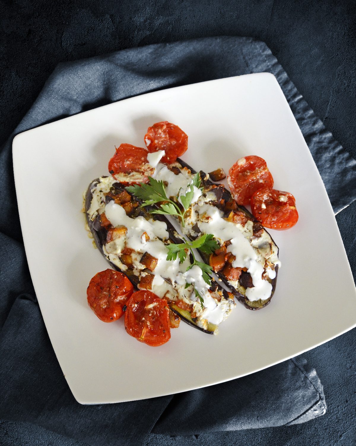 Überbackene Aubergine mit Fetacreme