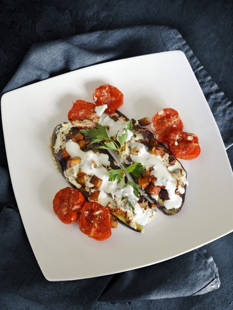 Überbackene Aubergine mit Fetacreme