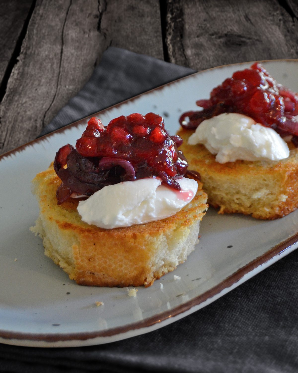 Croûtons mit Ziegenfrischkäse