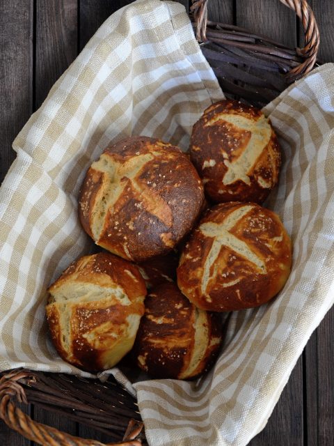 Laugenbrötchen