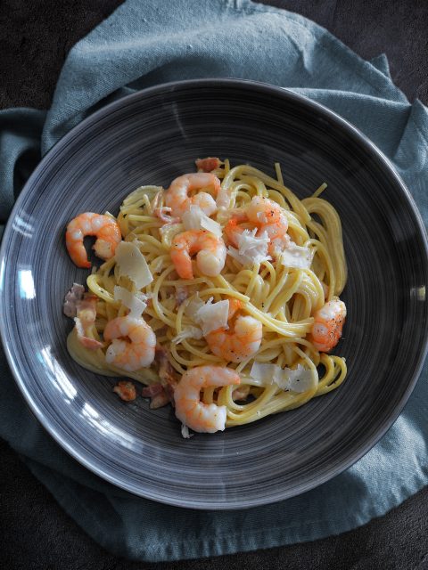 Spaghetti Carbonara mit Garnelen