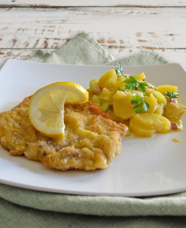 Schnitzel Wiener Art mit steirischem Kartoffelsalat