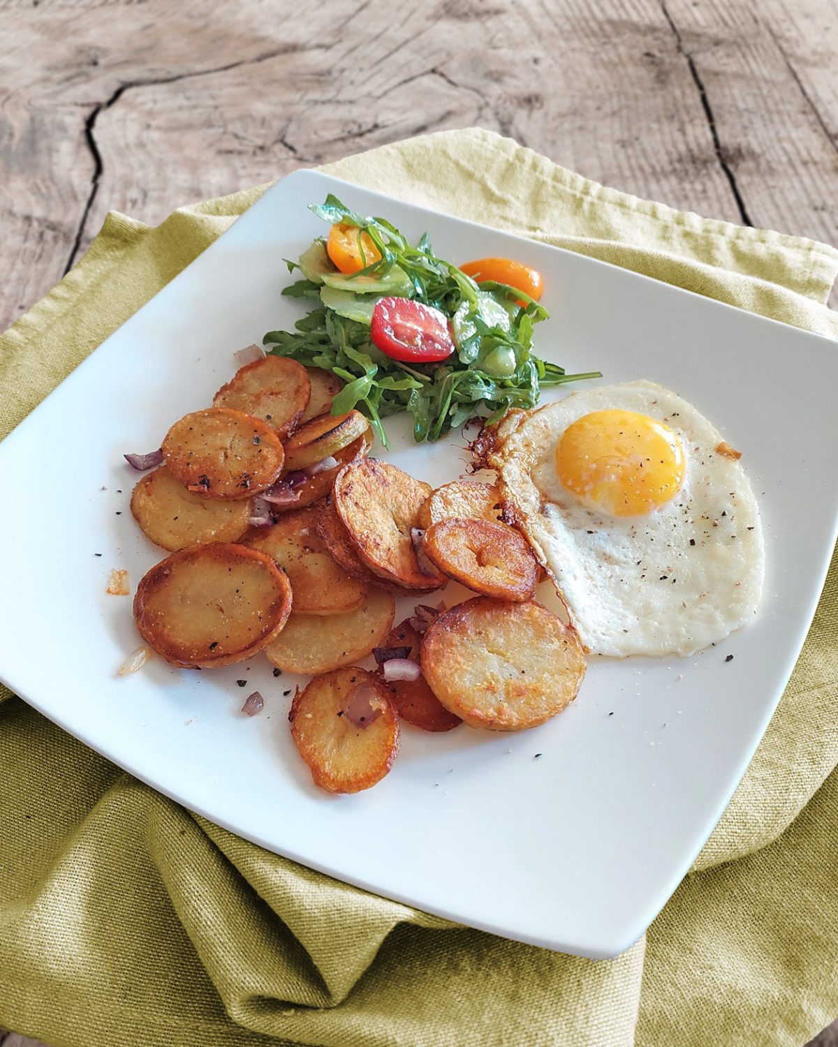 Bratkartoffeln aus der Eisenpfanne