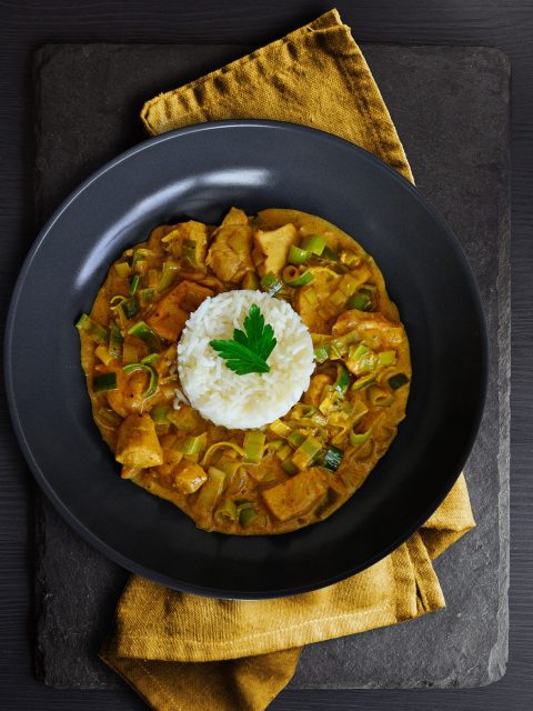 Hähnchencurry mit Lauch