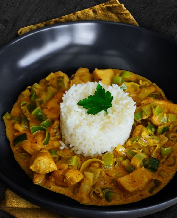 Hähnchencurry mit Lauch