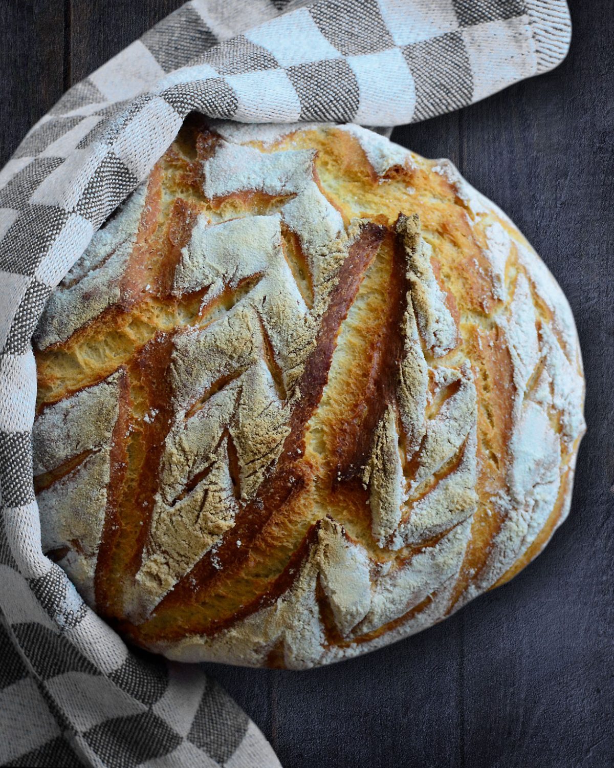 Weizenbrot aus den Topf