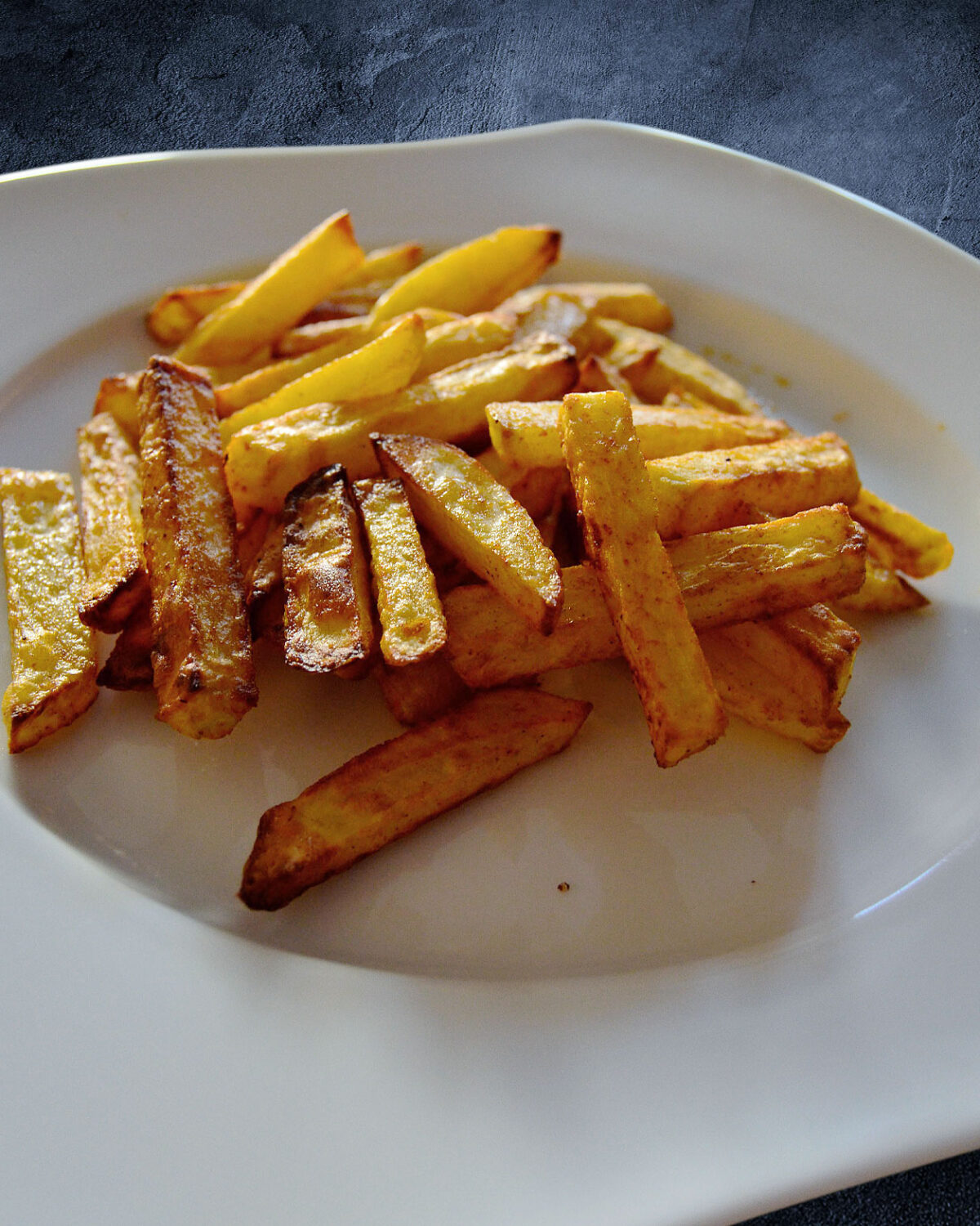 Pommes aus der Heißluftfritteuse