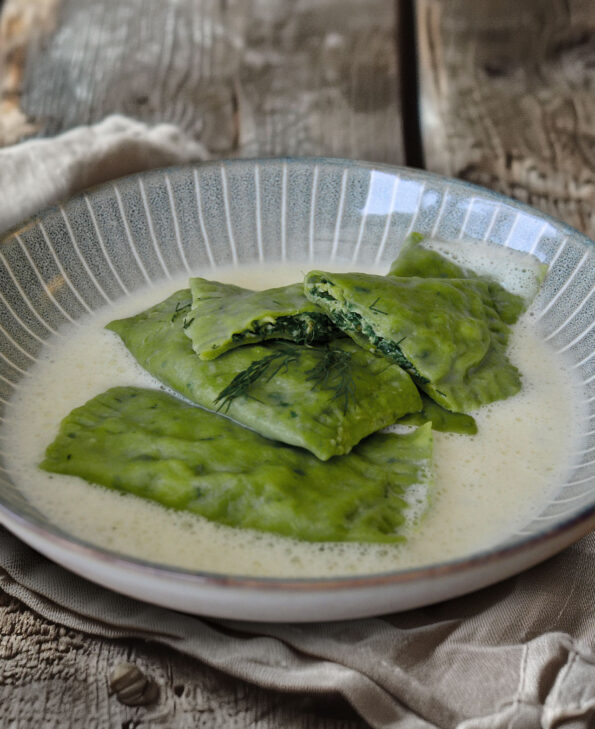 Maultaschen mit Lachs-Spinat-Füllung