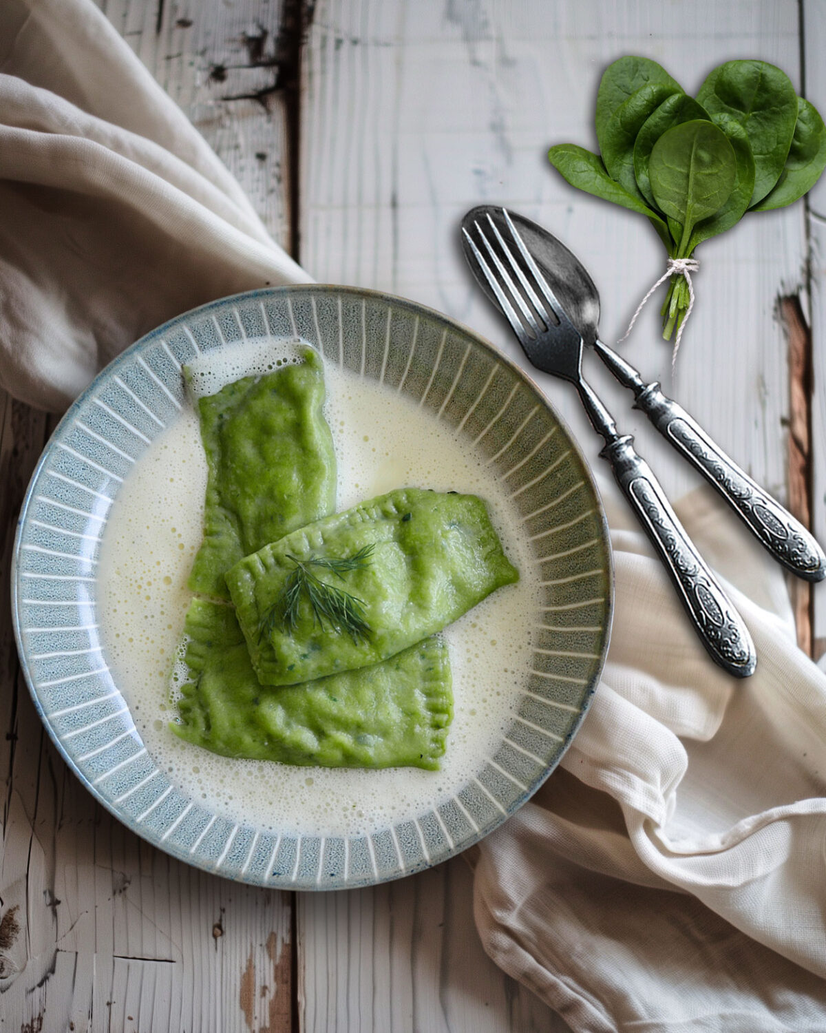 Maultaschen mit Lachs-Spinat-Füllung