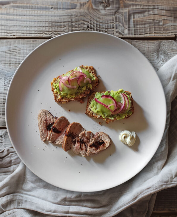 Guacamolestullen mit Schweinefilet