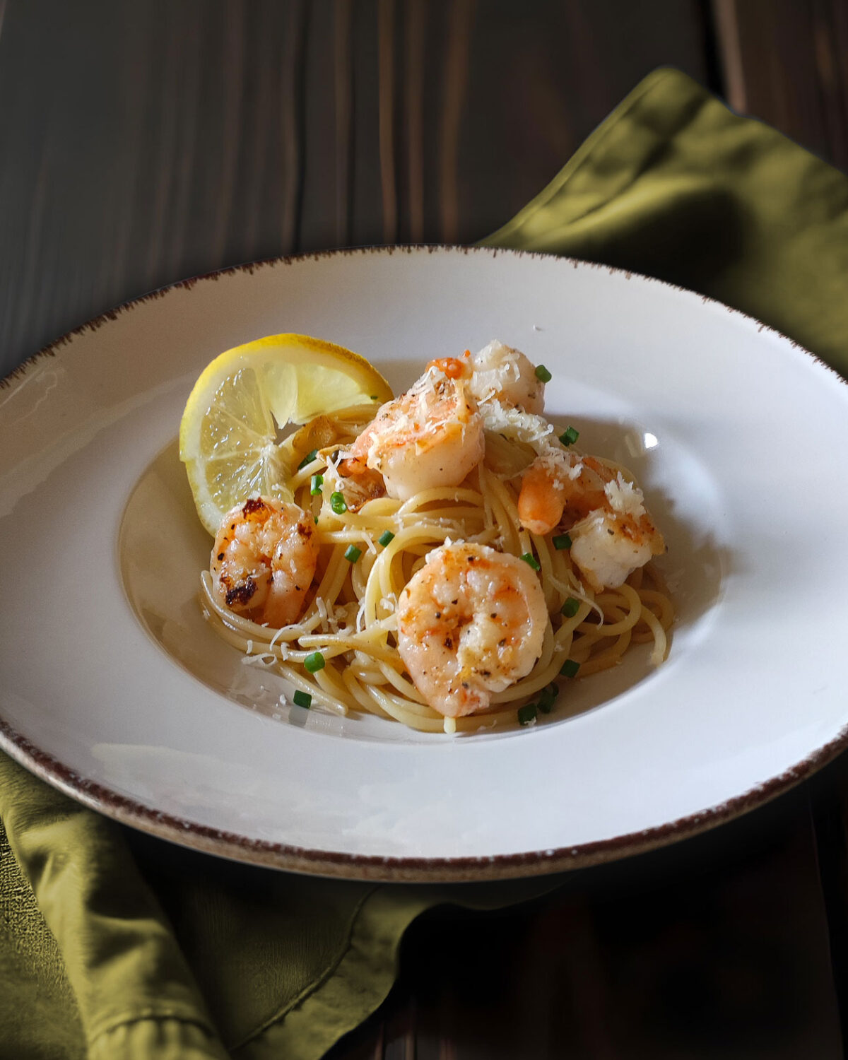 Spaghetti aglio e olio mit Garnelen